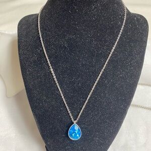 Elegant Blue Teardrop Pendant Necklace